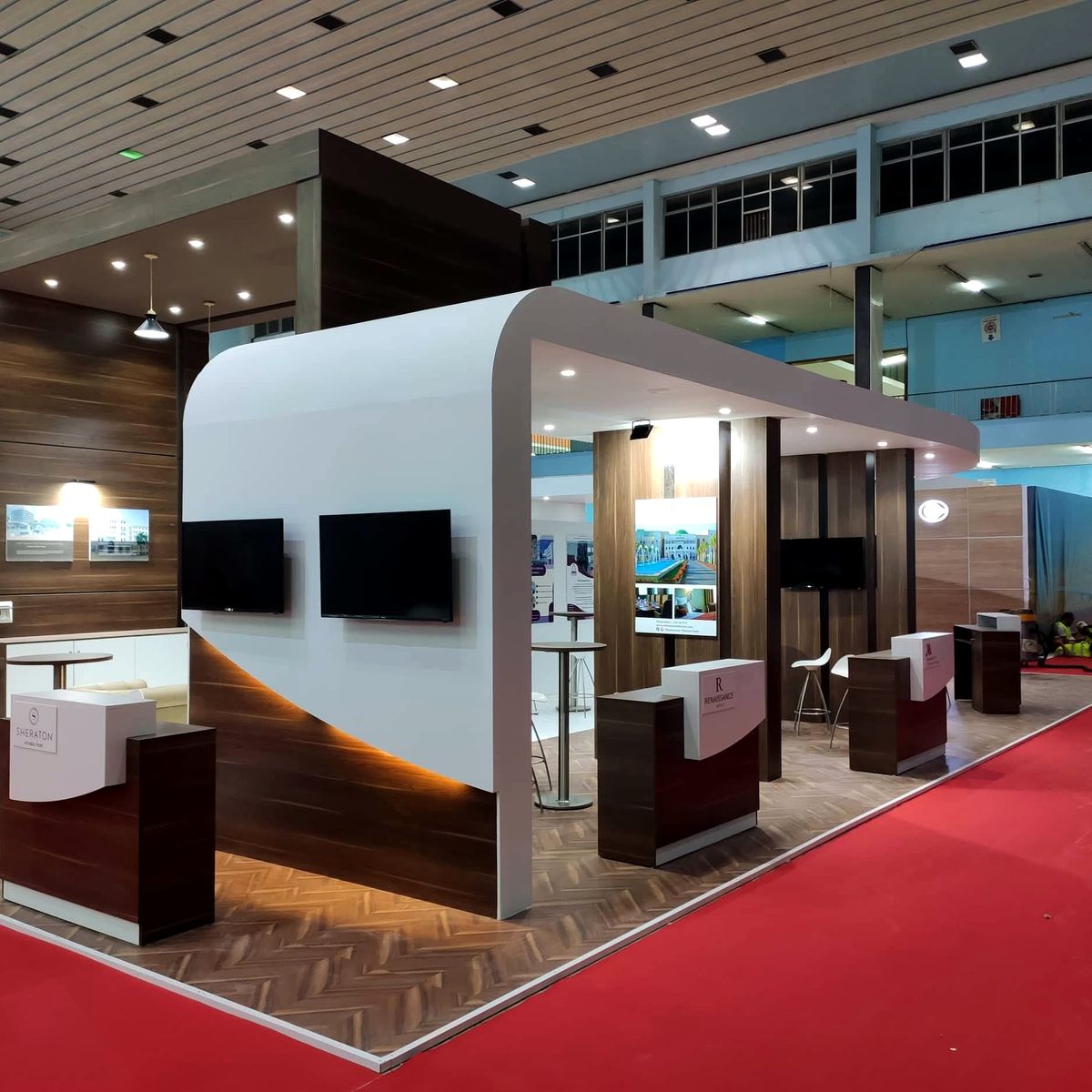 Comptoirs d'accueil Four Points by Sheraton sur le stand